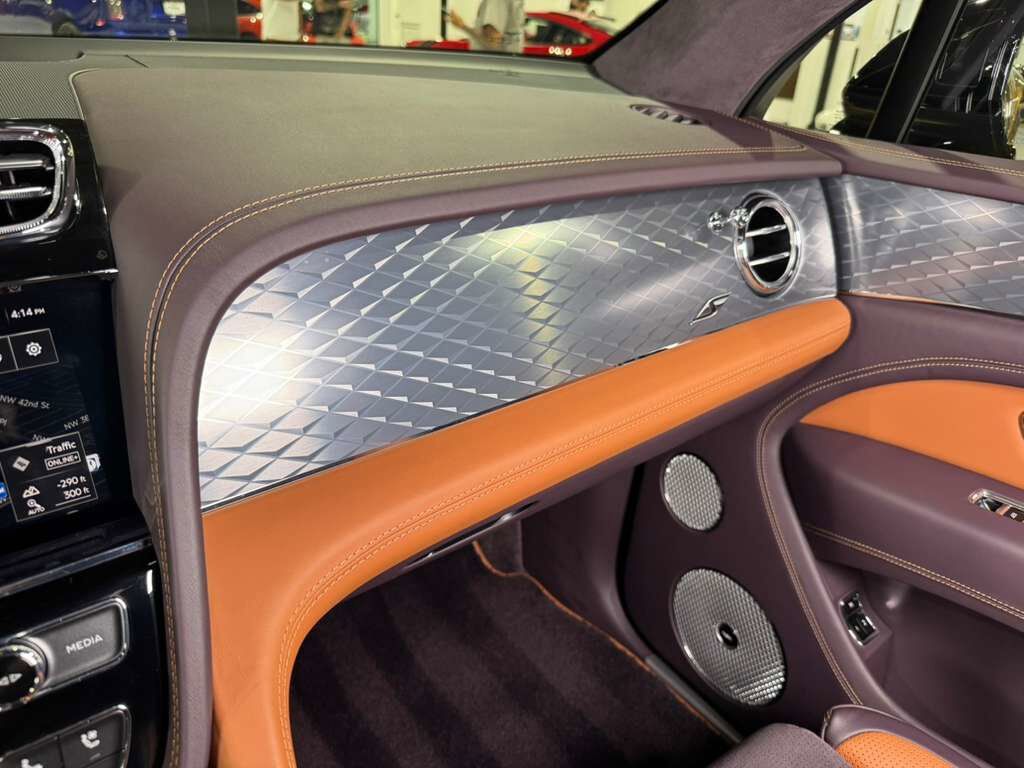2022 Bentley Bentayga S Khamun By Mulliner,Blackline Specification,Naim audio system,rear executive seating AND MUCH MORE! Fort Lauderdale FL