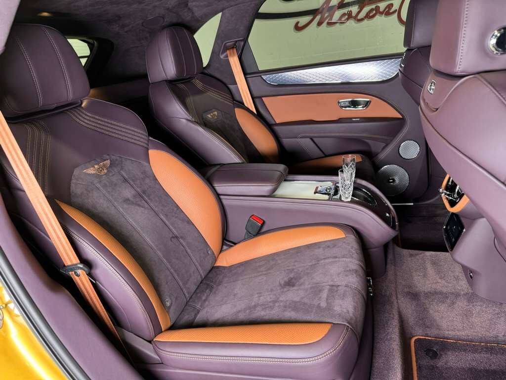 2022 Bentley Bentayga S Khamun By Mulliner,Blackline Specification,Naim audio system,rear executive seating AND MUCH MORE! Fort Lauderdale FL