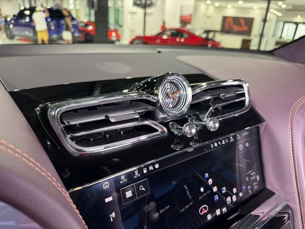 2022 Bentley Bentayga S Khamun By Mulliner,Blackline Specification,Naim audio system,rear executive seating AND MUCH MORE! Fort Lauderdale FL
