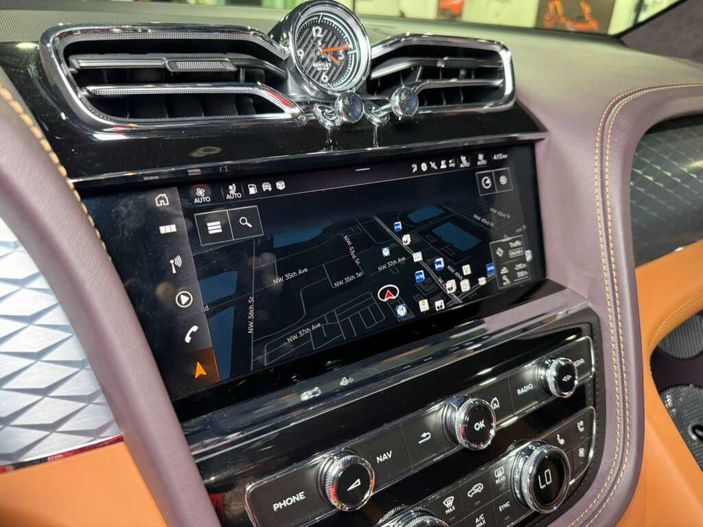 2022 Bentley Bentayga S Khamun By Mulliner,Blackline Specification,Naim audio system,rear executive seating AND MUCH MORE! Fort Lauderdale FL