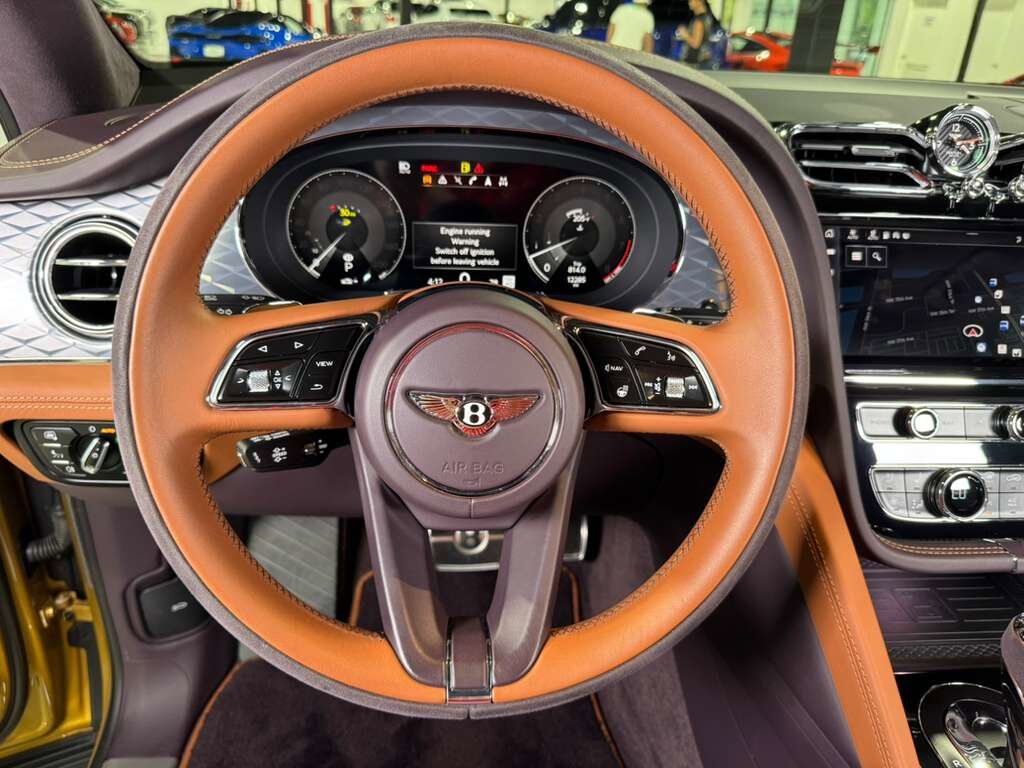 2022 Bentley Bentayga S Khamun By Mulliner,Blackline Specification,Naim audio system,rear executive seating AND MUCH MORE! Fort Lauderdale FL