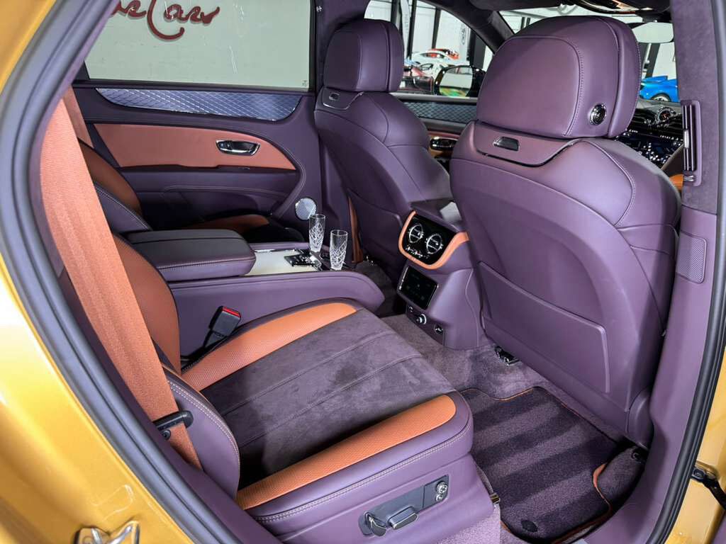 2022 Bentley Bentayga S Khamun By Mulliner,Blackline Specification,Naim audio system,rear executive seating AND MUCH MORE! Fort Lauderdale FL