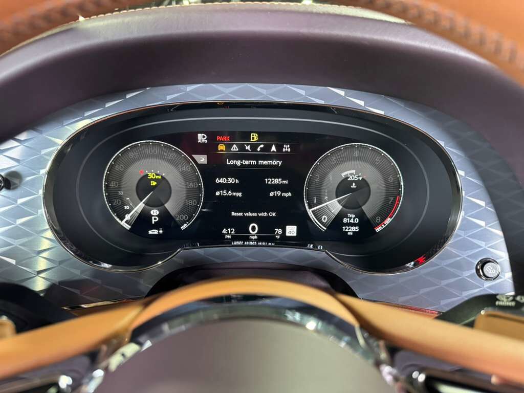 2022 Bentley Bentayga S Khamun By Mulliner,Blackline Specification,Naim audio system,rear executive seating AND MUCH MORE! Fort Lauderdale FL