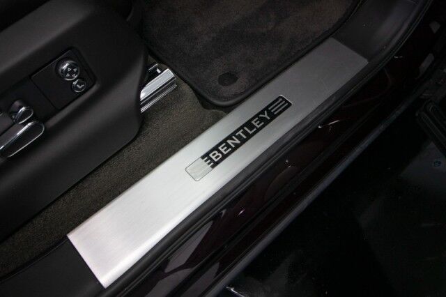 2022 Bentley Bentayga V8 ($224,985 MSRP) *BLACKLINE SPECIFICATION* *ONLY 6600 MILES* San Diego CA