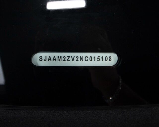 2022 Bentley Bentayga V8 FIRST EDITION ($254,145 MSRP) *4-SEAT SPECIFICATION* *CARBON FIBER VENEER* *NAIM AUDIO* *WHITE ON RED* San Diego CA