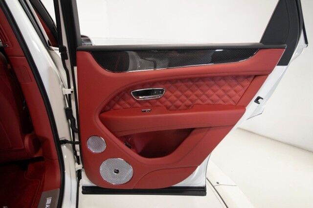 2022 Bentley Bentayga V8 FIRST EDITION ($254,145 MSRP) *4-SEAT SPECIFICATION* *CARBON FIBER VENEER* *NAIM AUDIO* *WHITE ON RED* San Diego CA