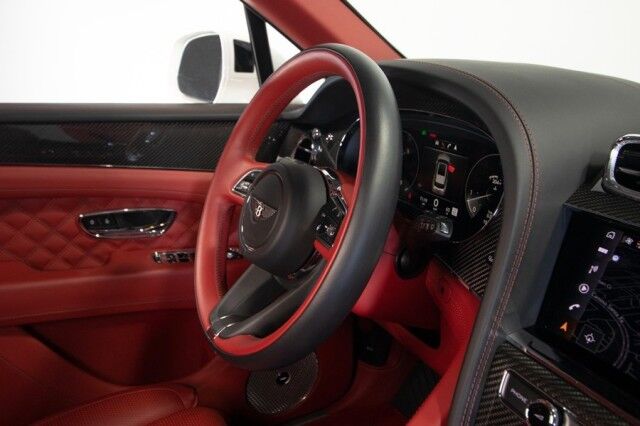 2022 Bentley Bentayga V8 FIRST EDITION ($254,145 MSRP) *4-SEAT SPECIFICATION* *CARBON FIBER VENEER* *NAIM AUDIO* *WHITE ON RED* San Diego CA