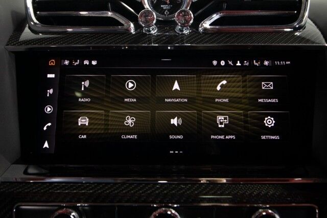 2022 Bentley Bentayga V8 FIRST EDITION ($254,145 MSRP) *4-SEAT SPECIFICATION* *CARBON FIBER VENEER* *NAIM AUDIO* *WHITE ON RED* San Diego CA