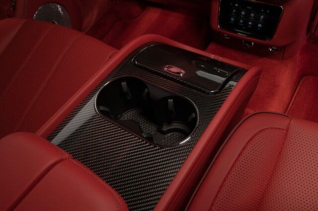 2022 Bentley Bentayga V8 FIRST EDITION ($254,145 MSRP) *4-SEAT SPECIFICATION* *CARBON FIBER VENEER* *NAIM AUDIO* *WHITE ON RED* San Diego CA