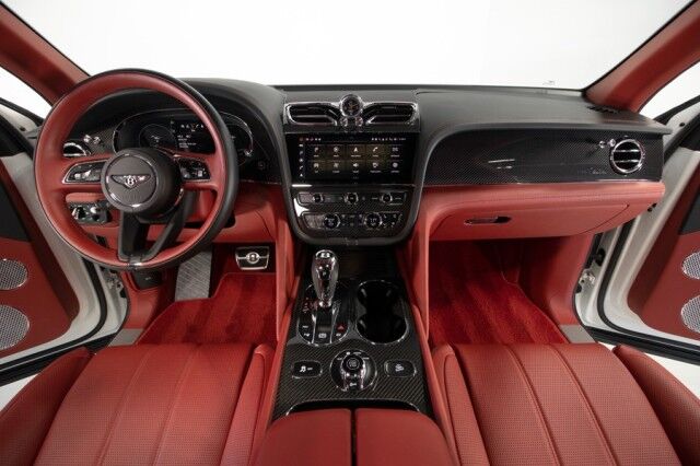 2022 Bentley Bentayga V8 FIRST EDITION ($254,145 MSRP) *4-SEAT SPECIFICATION* *CARBON FIBER VENEER* *NAIM AUDIO* *WHITE ON RED* San Diego CA