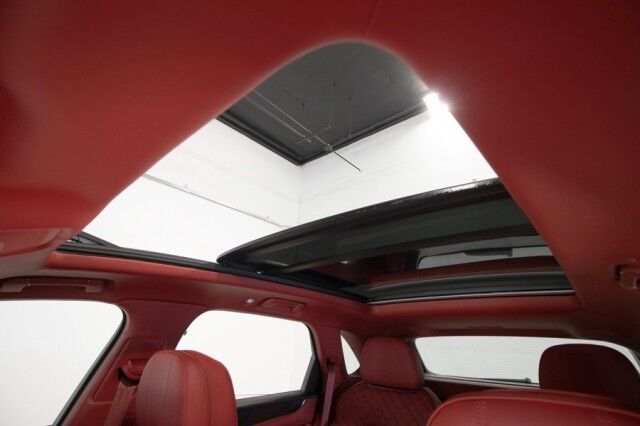 2022 Bentley Bentayga V8 FIRST EDITION ($254,145 MSRP) *4-SEAT SPECIFICATION* *CARBON San Diego CA