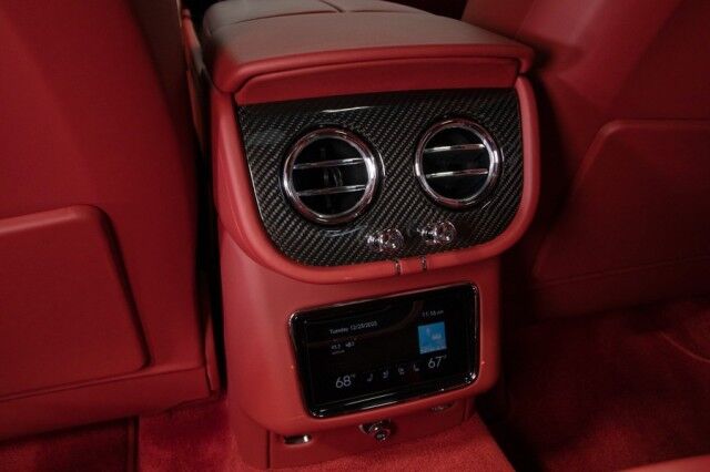 2022 Bentley Bentayga V8 FIRST EDITION ($254,145 MSRP) *4-SEAT SPECIFICATION* *CARBON San Diego CA