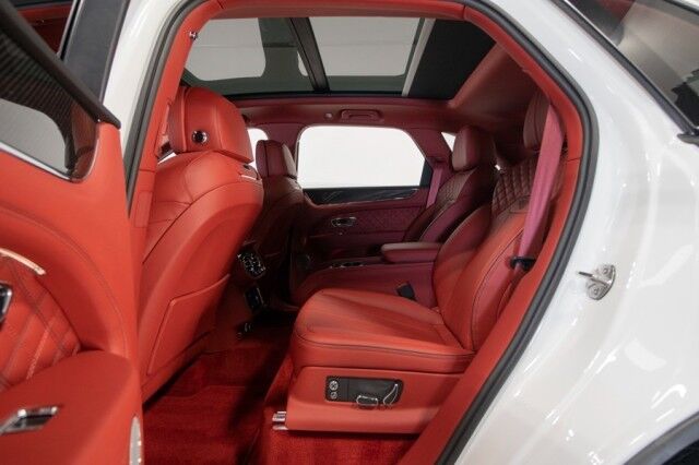 2022 Bentley Bentayga V8 FIRST EDITION ($254,145 MSRP) *4-SEAT SPECIFICATION* *CARBON San Diego CA