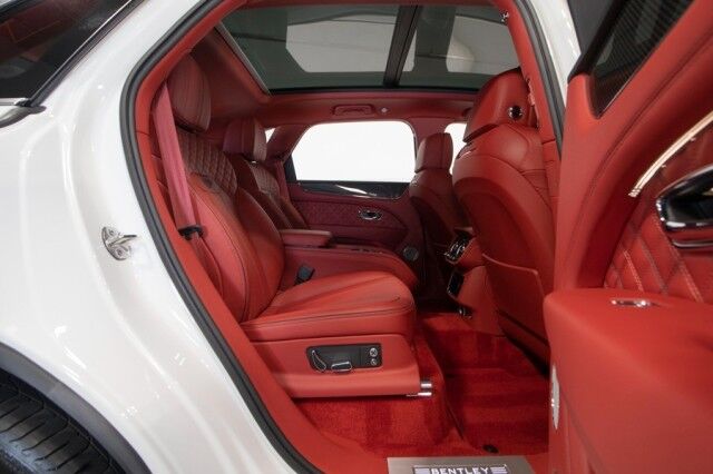2022 Bentley Bentayga V8 FIRST EDITION ($254,145 MSRP) *4-SEAT SPECIFICATION* *CARBON San Diego CA