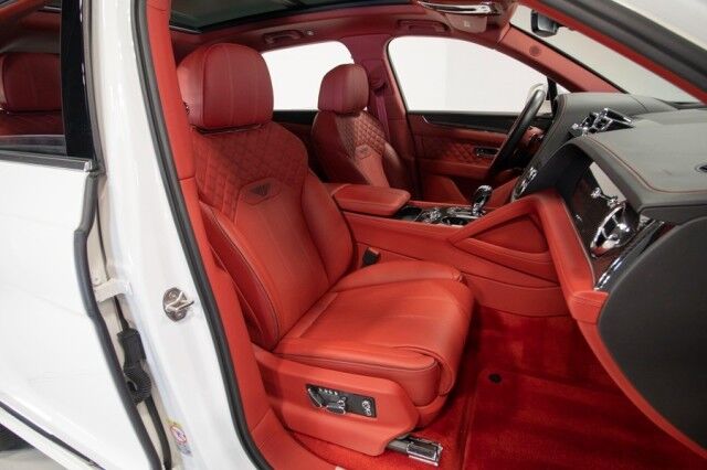 2022 Bentley Bentayga V8 FIRST EDITION ($254,145 MSRP) *4-SEAT SPECIFICATION* *CARBON San Diego CA