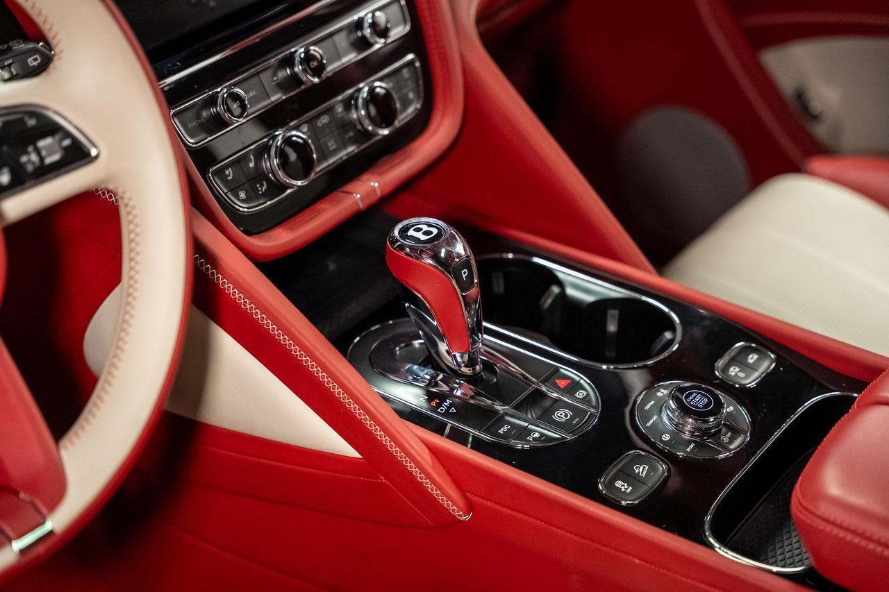 2022 Bentley Bentayga V8 Ft Lauderdale FL