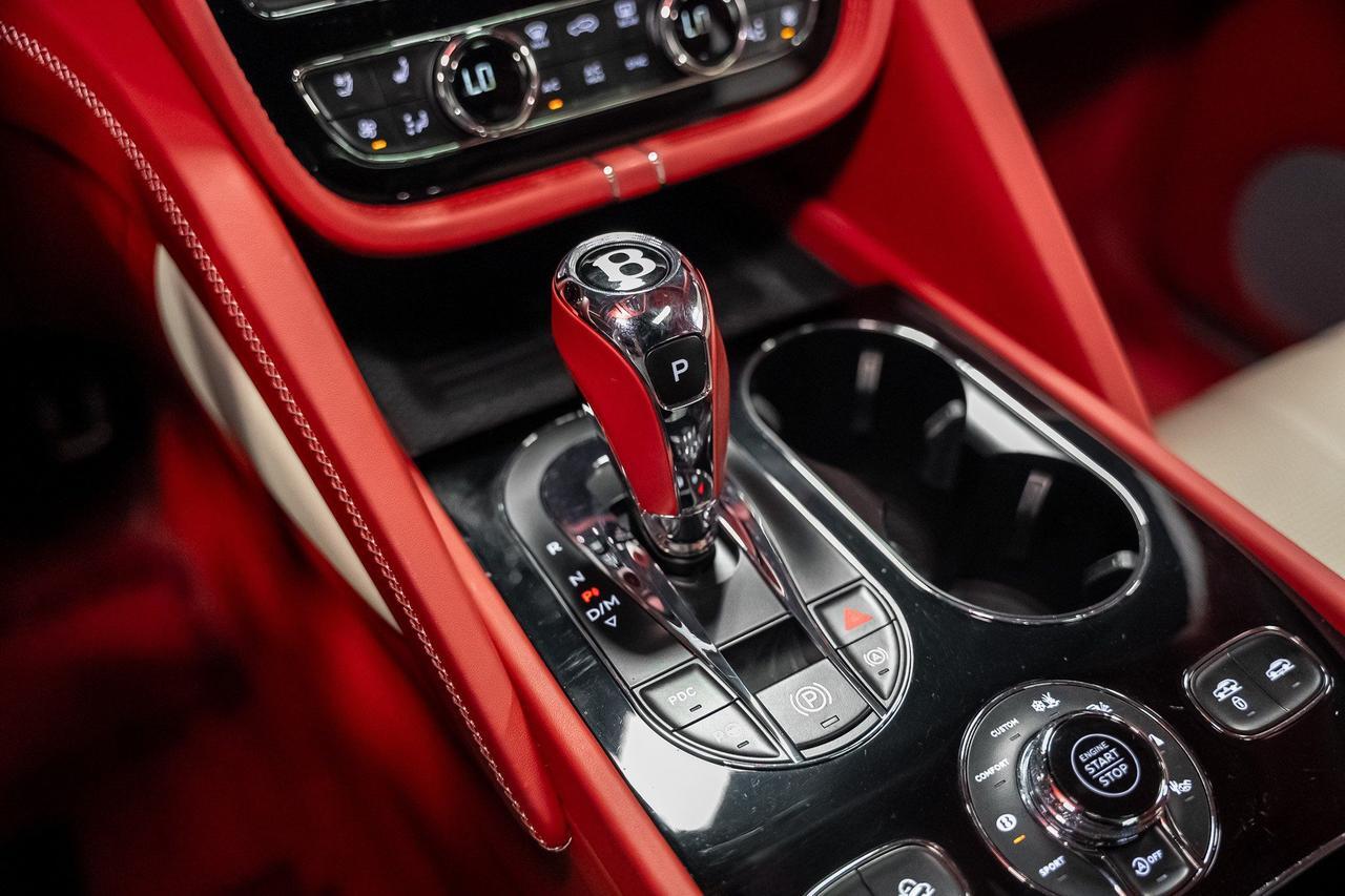 2022 Bentley Bentayga V8 Ft Lauderdale FL