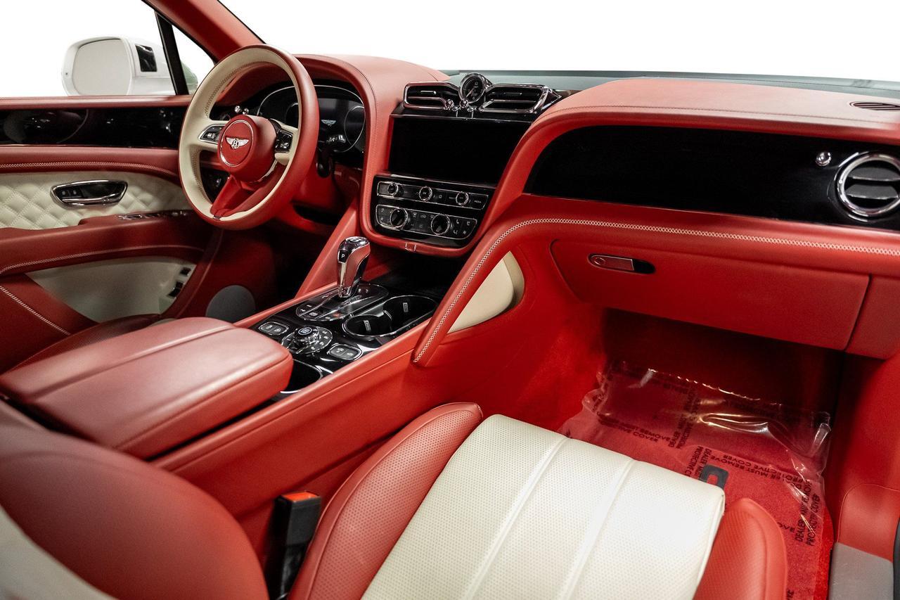 2022 Bentley Bentayga V8