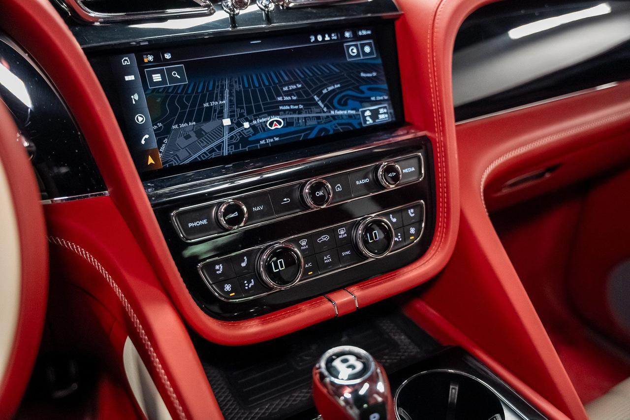 2022 Bentley Bentayga V8 Ft Lauderdale FL