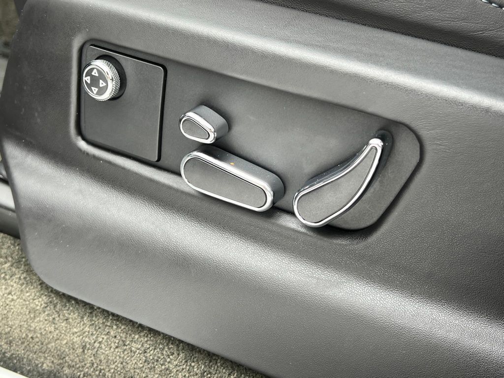 2022 Bentley Bentayga V8 Ft Lauderdale FL