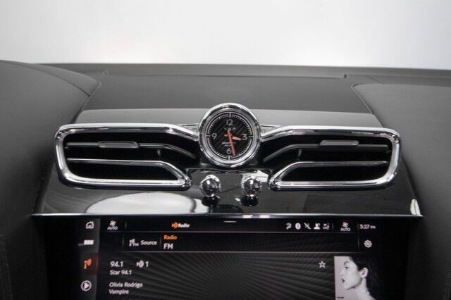 2022 Bentley Bentayga V8 *MULLINER DRIVING SPECIFICATION* *FRONT SEAT COMFORT SPEC* San Diego CA