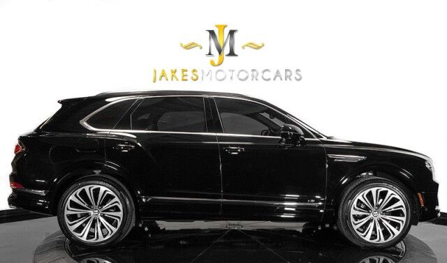 2022 Bentley Bentayga V8 *MULLINER DRIVING SPECIFICATION* *FRONT SEAT COMFORT SPEC* San Diego CA