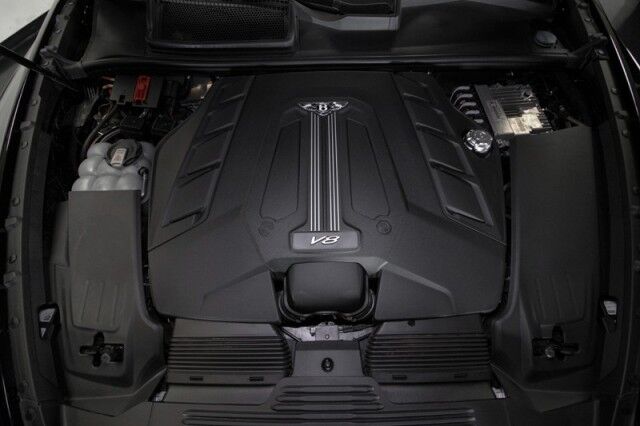 2022 Bentley Bentayga V8 *MULLINER DRIVING SPECIFICATION* *FRONT SEAT COMFORT SPEC* San Diego CA