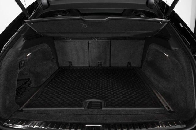 2022 Bentley Bentayga V8 *MULLINER DRIVING SPECIFICATION* *FRONT SEAT COMFORT SPEC* San Diego CA