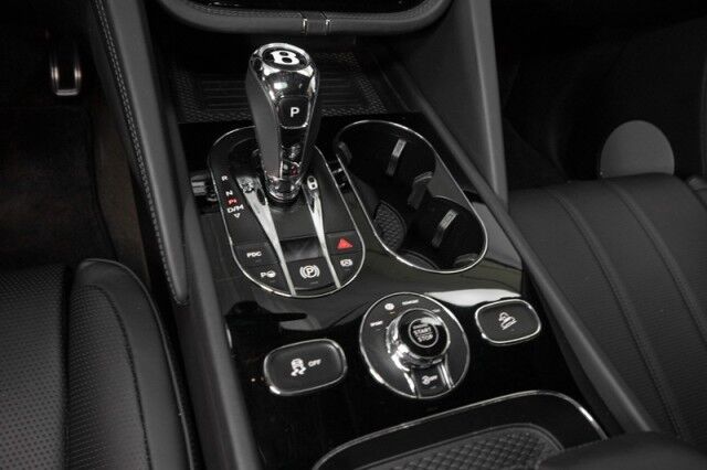 2022 Bentley Bentayga V8 *MULLINER DRIVING SPECIFICATION* *FRONT SEAT COMFORT SPEC* San Diego CA