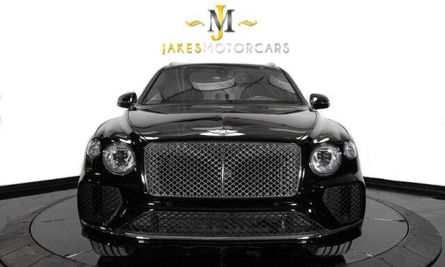 2022 Bentley Bentayga V8 *MULLINER DRIVING SPECIFICATION* *FRONT SEAT COMFORT SPEC* San Diego CA