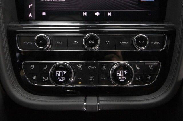 2022 Bentley Bentayga V8 *MULLINER DRIVING SPECIFICATION* *FRONT SEAT COMFORT SPEC* San Diego CA