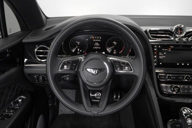 2022 Bentley Bentayga V8 *MULLINER DRIVING SPECIFICATION* *FRONT SEAT COMFORT SPEC* San Diego CA