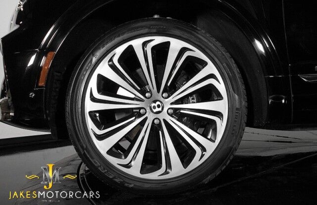 2022 Bentley Bentayga V8 *MULLINER DRIVING SPECIFICATION* *FRONT SEAT COMFORT SPEC* San Diego CA