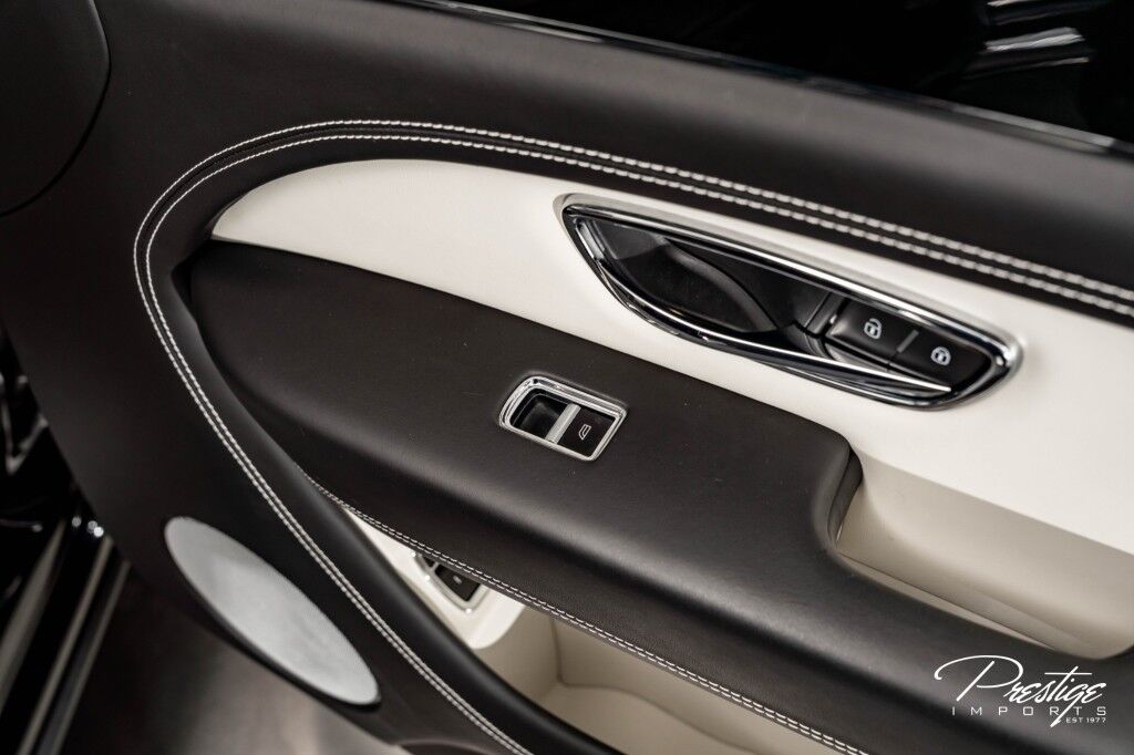 2022 Bentley Bentayga V8 North Miami Beach FL