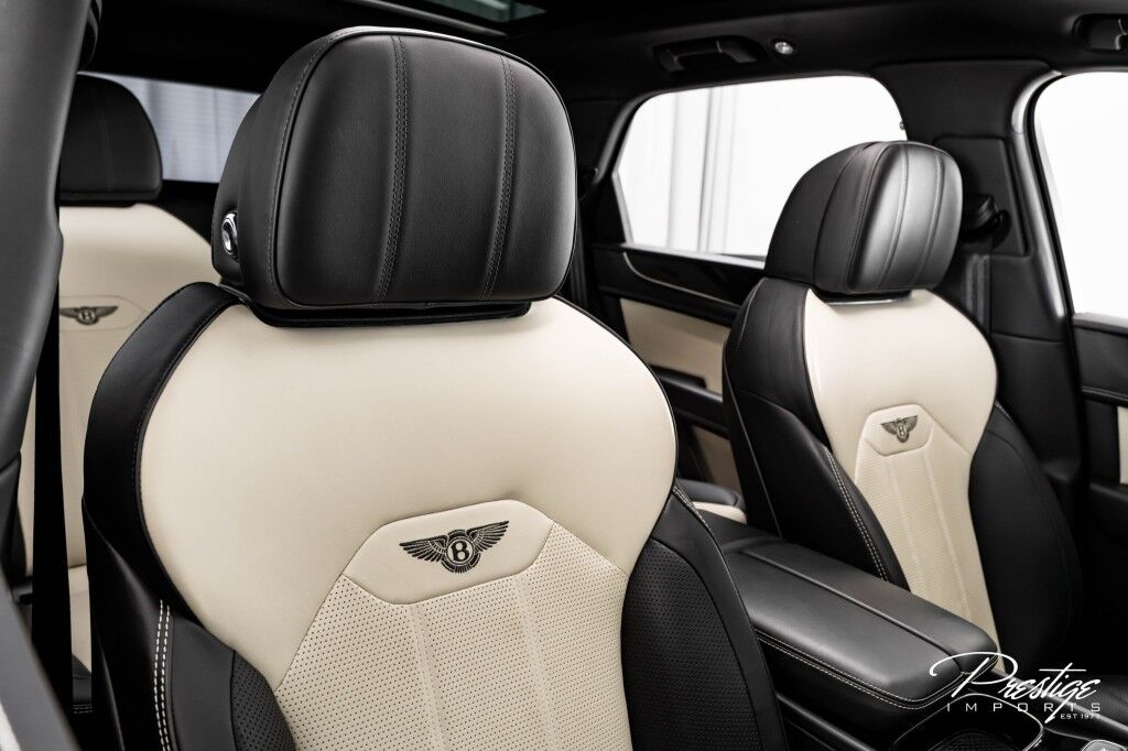 2022 Bentley Bentayga V8 North Miami Beach FL