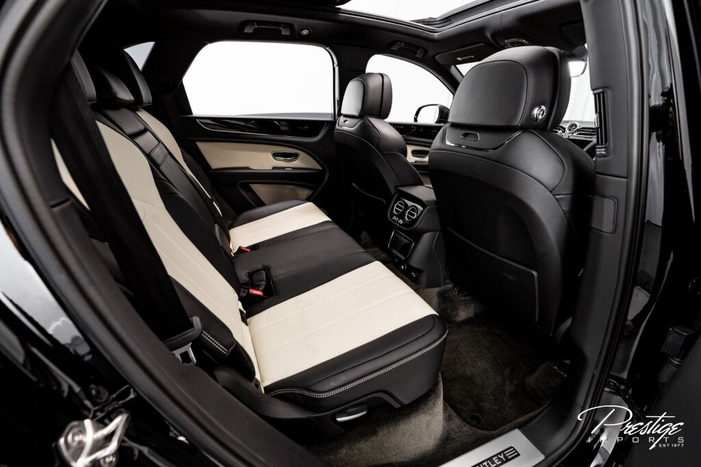 2022 Bentley Bentayga V8 North Miami Beach FL