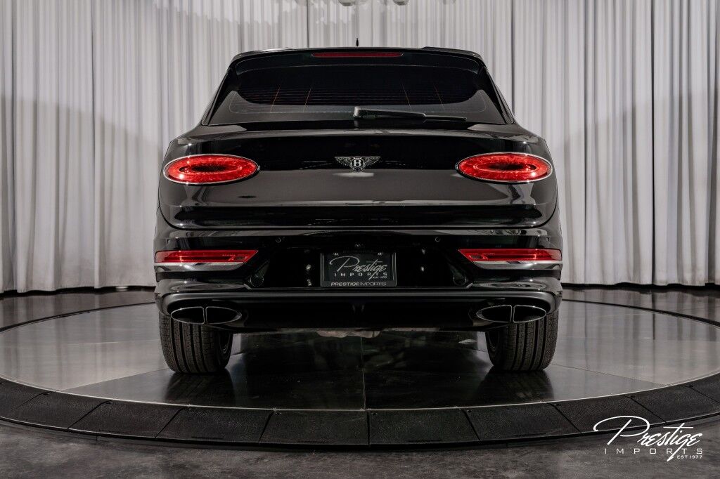 2022 Bentley Bentayga V8 North Miami Beach FL