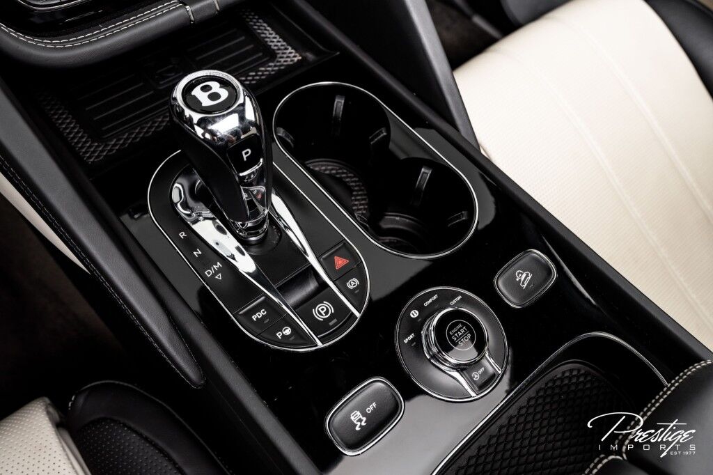 2022 Bentley Bentayga V8 North Miami Beach FL