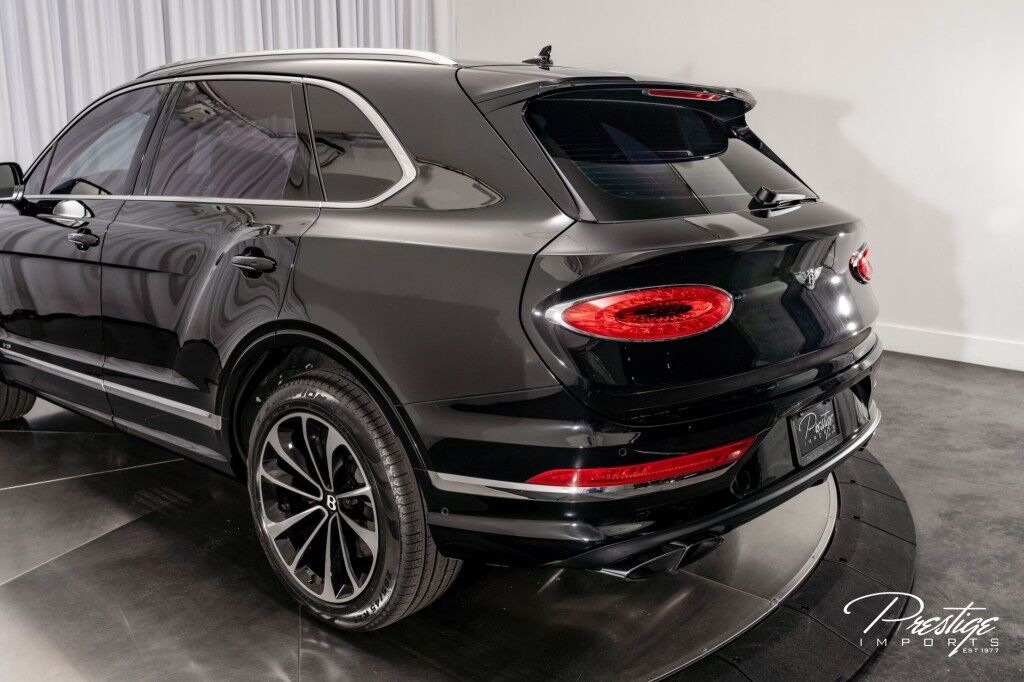 2022 Bentley Bentayga V8 North Miami Beach FL