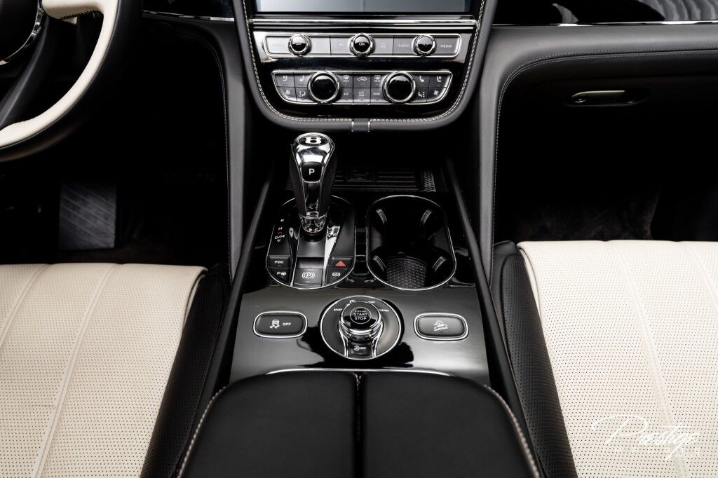 2022 Bentley Bentayga V8 North Miami Beach FL