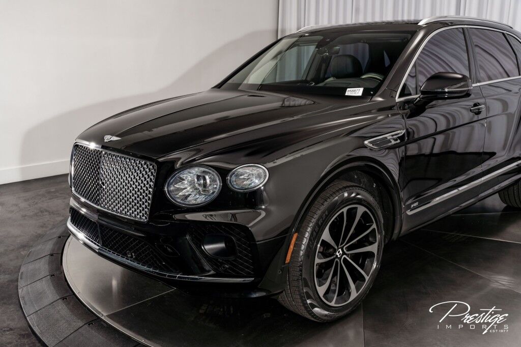2022 Bentley Bentayga V8 North Miami Beach FL