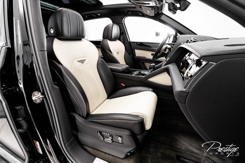 2022 Bentley Bentayga V8 North Miami Beach FL