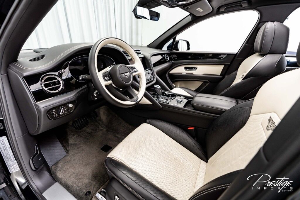 2022 Bentley Bentayga V8 North Miami Beach FL