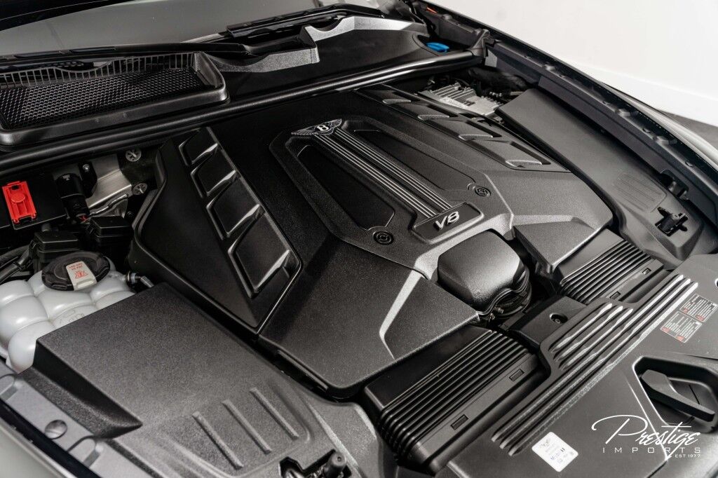 2022 Bentley Bentayga V8 North Miami Beach FL