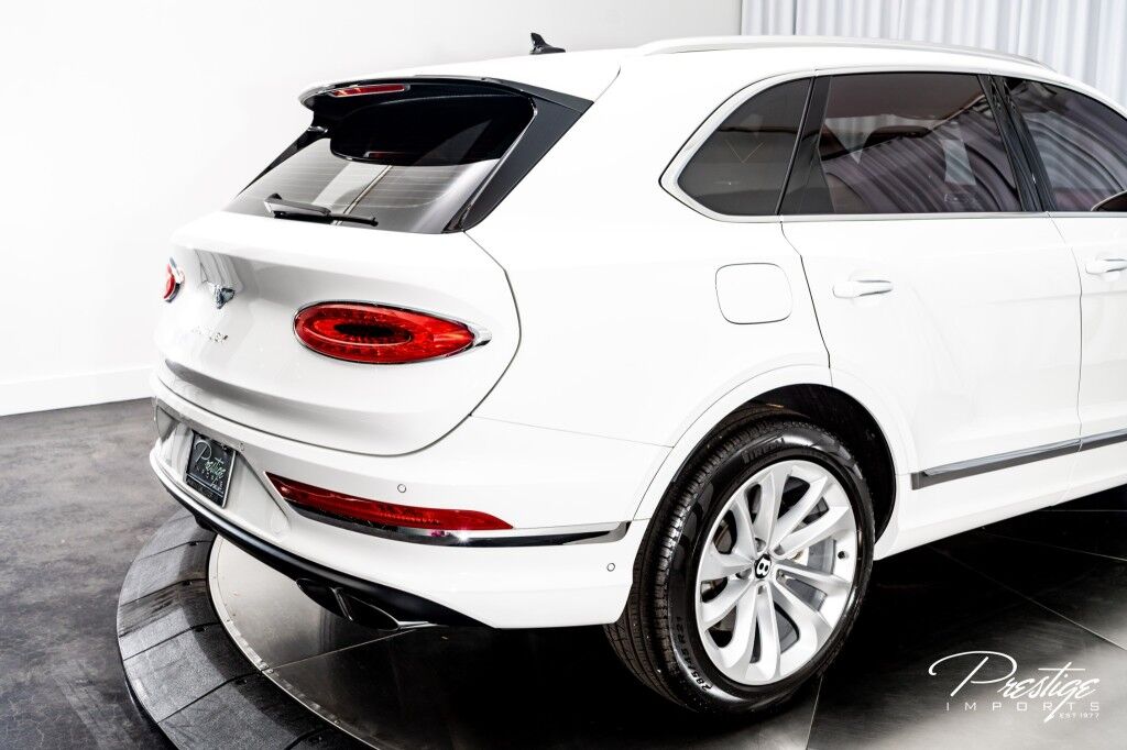 2022 Bentley Bentayga V8 North Miami Beach FL