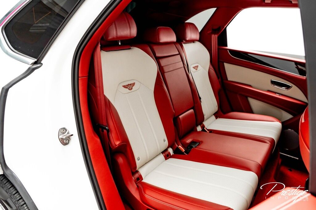2022 Bentley Bentayga V8 North Miami Beach FL