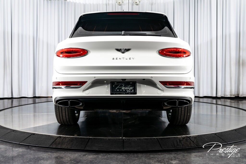 2022 Bentley Bentayga V8 North Miami Beach FL