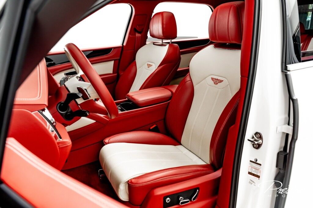 2022 Bentley Bentayga V8 North Miami Beach FL