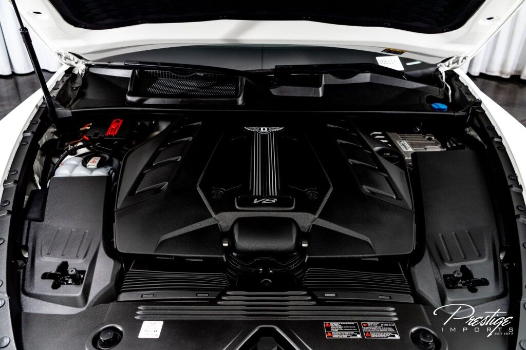 2022 Bentley Bentayga V8 North Miami Beach FL