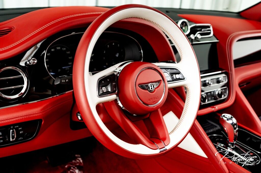 2022 Bentley Bentayga V8 North Miami Beach FL